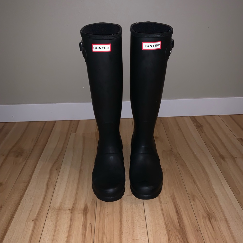 Hunter boots size 8